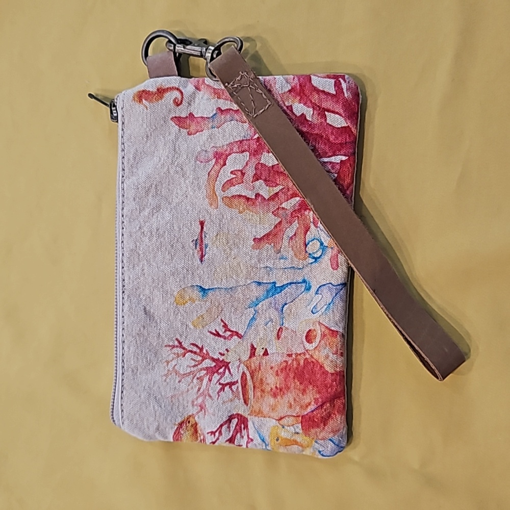Cott n Curls Ladies Wristlet ▪︎ Canvas & Leather ▪︎ Very Gently Used, If Ever!